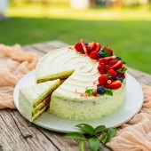 Tort cu mac si zmeura